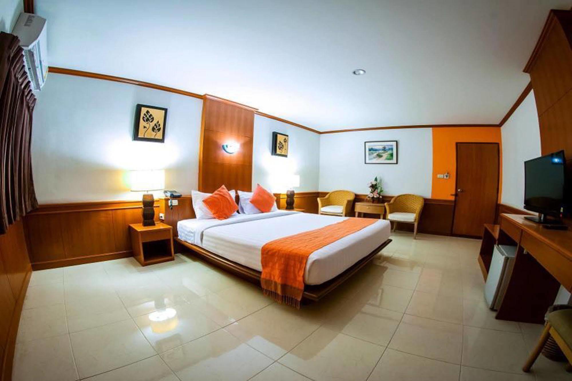 Siam Boutique Hotel Buriram Buitenkant foto